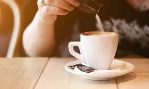 Uống cà phê có gây ung thư tuyến giáp?