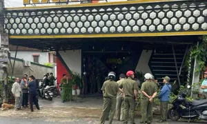 Hai người chết trong quán karaoke